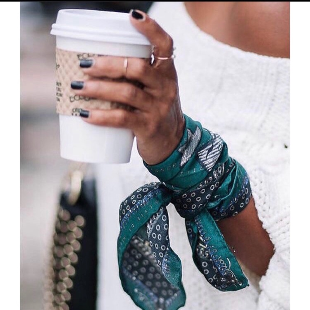 SMOOTH SILKY SCARVES AND HIP BANDANAS ARE •BACK•